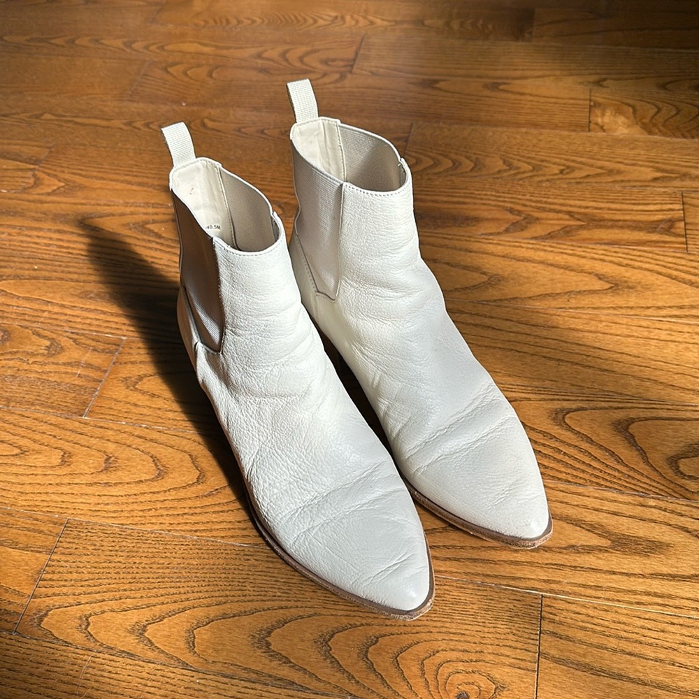 Cream-ish Chinese Laundry Boots / Booties (low heel)